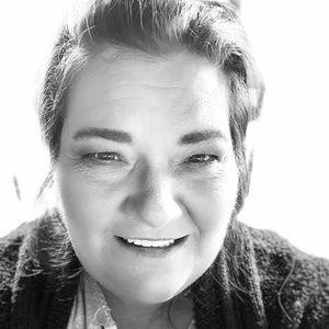 Meet your Poshers,  Andrea & Lynn